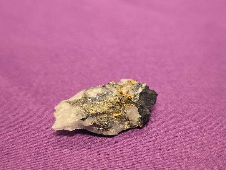 Bullion Gold Nugget Speciman on Quartz host Rock, 5.51 Grams Total Weight image