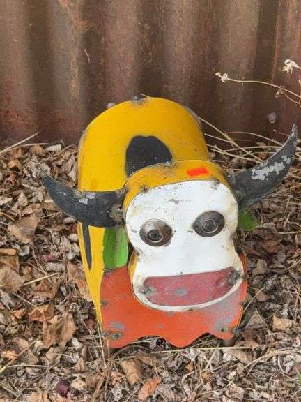 Metal yard decor “Cow” image
