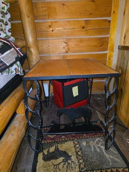 Horseshoe Base End Table image