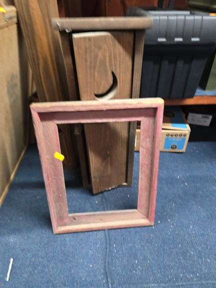 Wooden Frame & Wooden Box image