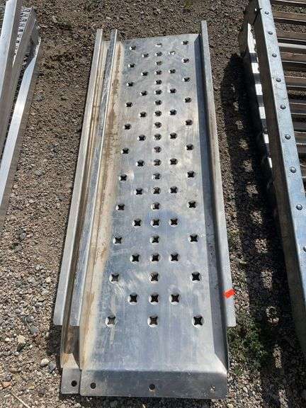 Set of aluminum ramps image