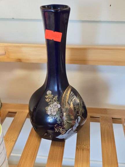 Blue Vase image