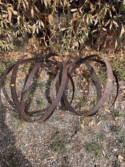 Wagon ring, yard decor image