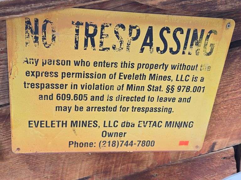 2 Metal Signs image
