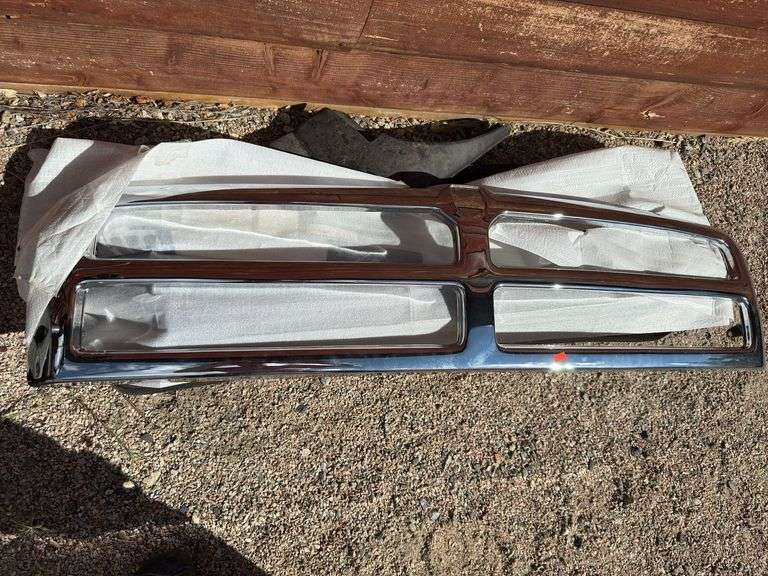 Chrome grill for Dodge pick up 94 through 98 image