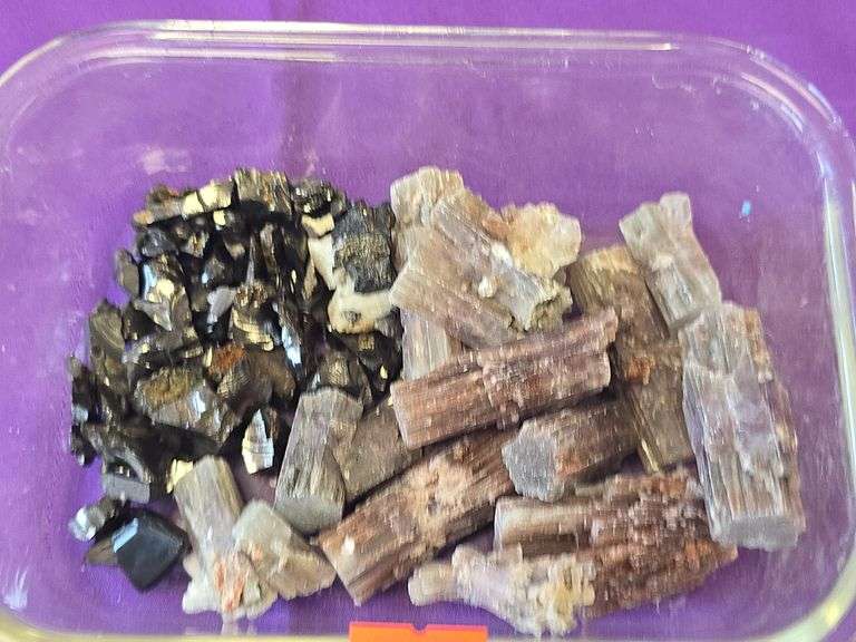 Spain Aragonite lot w Elite Shungite pcs 1 Lb. 6 Oz image