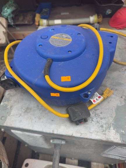 Chicago Electric Retractable extension cord image