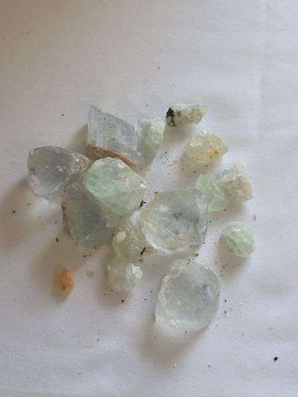 Fluorite light blue gemstone quartz rough lot  17 Oz. image