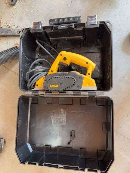 Dewalt planer image
