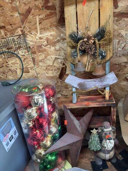 Christmas decorations image
