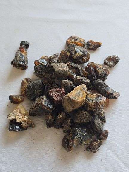 Peru Amber Chunks 7 Oz. image