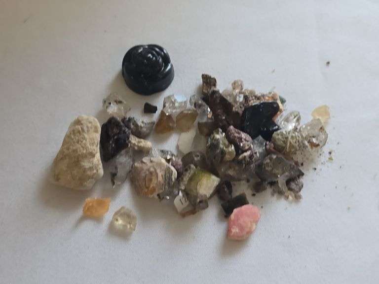 Opals jerkimer quartz Minerals misc lot 4 Oz. image