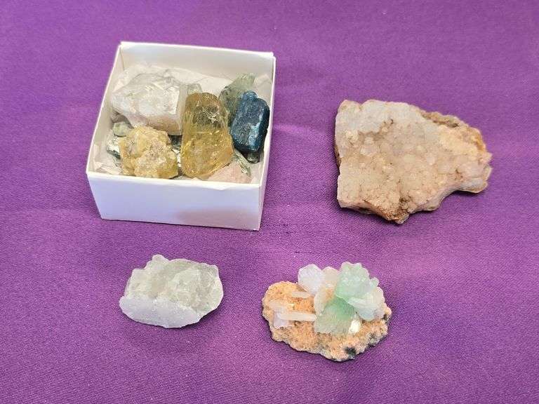 Crystal Apatite Quartz Zeolite loose lot in box 5 Oz. image