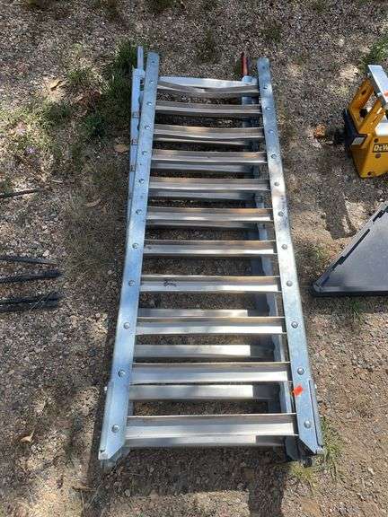 Set of Folding aluminum ramps image