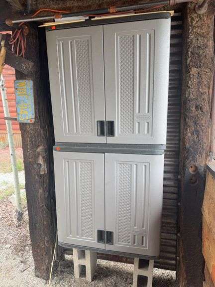 Rubbermaid outdoor storage cabinet image