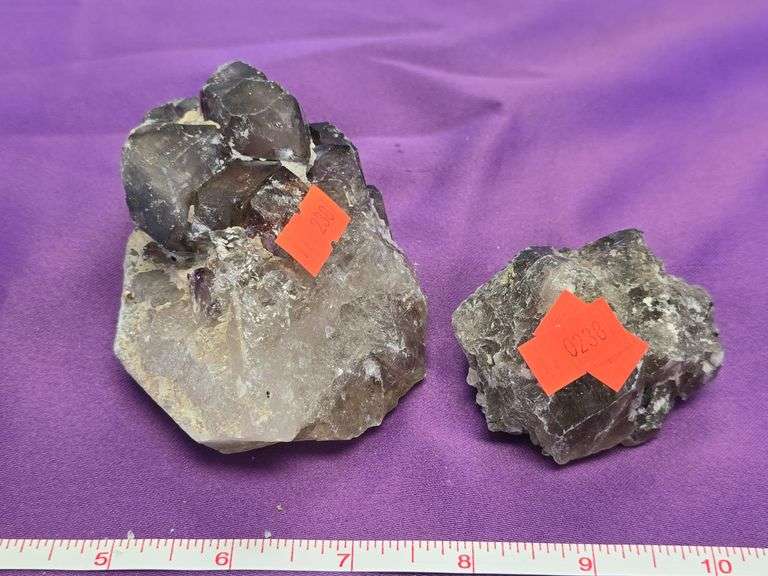 Quartz Lot India Smoky 1 Lb. 4 Oz. image