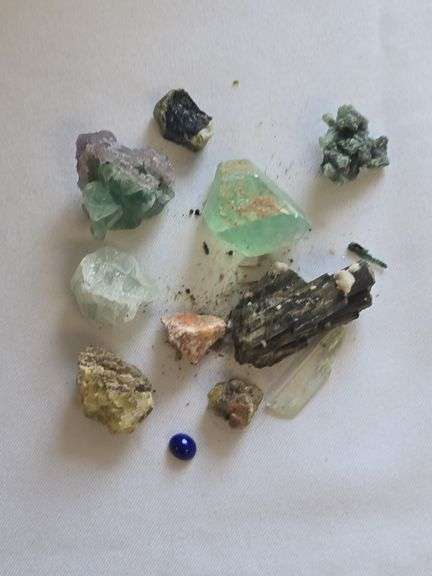 Fluorite Tourmaline Barite and Others lot 8 Oz. image
