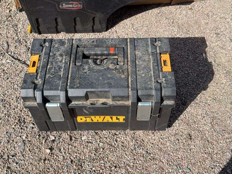 Dewalt tool box image