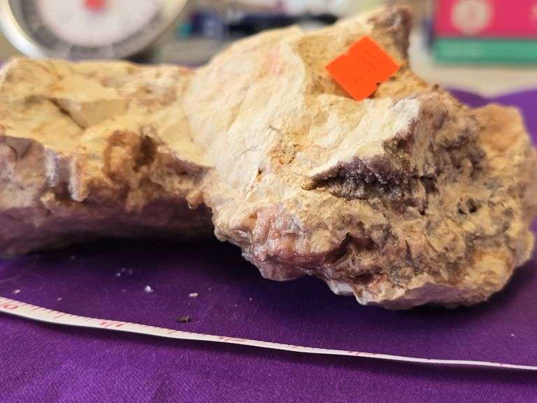 Arizona Agate Chalcedony 1 Lb. 12 Oz. image
