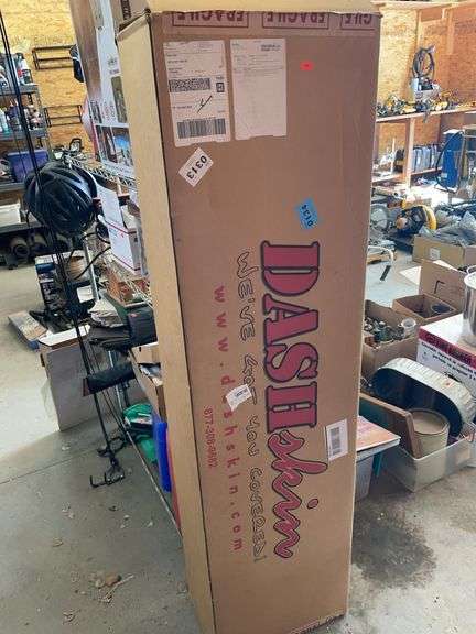 Two dash covers for 98–01 Dodge ram image