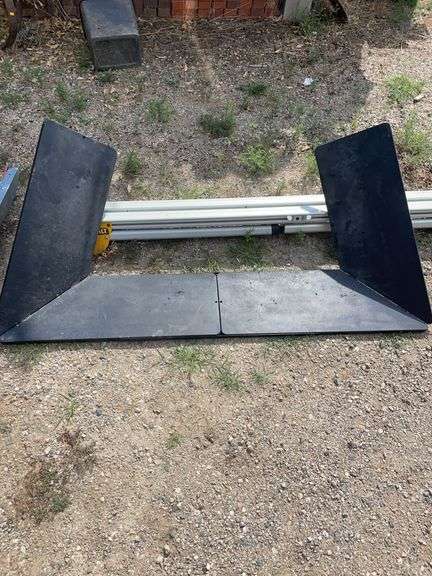 Folding metal countertop image