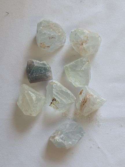 Fluorite lot 1 Lb. 2 Oz. image