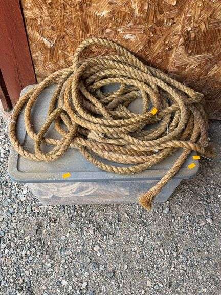 Tub of rope and tub image
