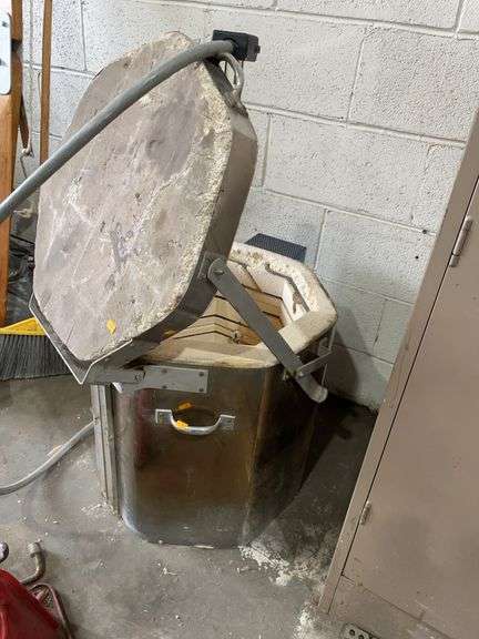 Cress electric kiln image