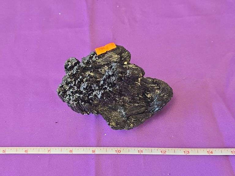 Fan Black Tourmaline cluster Crystal Mineral specimen 1 Lb. 12 Oz. image