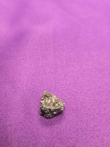 Gold Nugget Speciman on Quarts Nevada 2.1 Grams Total Weight image