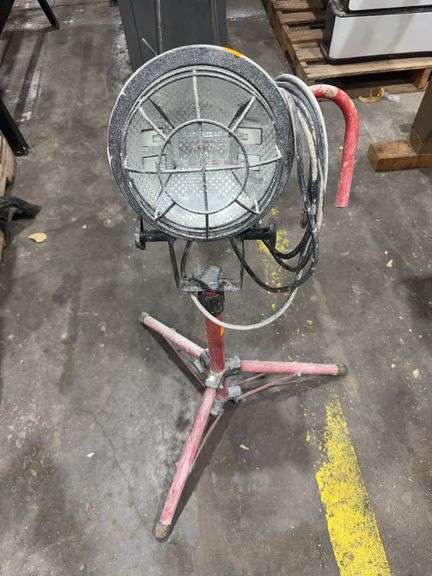 Halogen shop light image