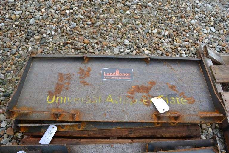 Skid Steer Universal Adapter Plate image