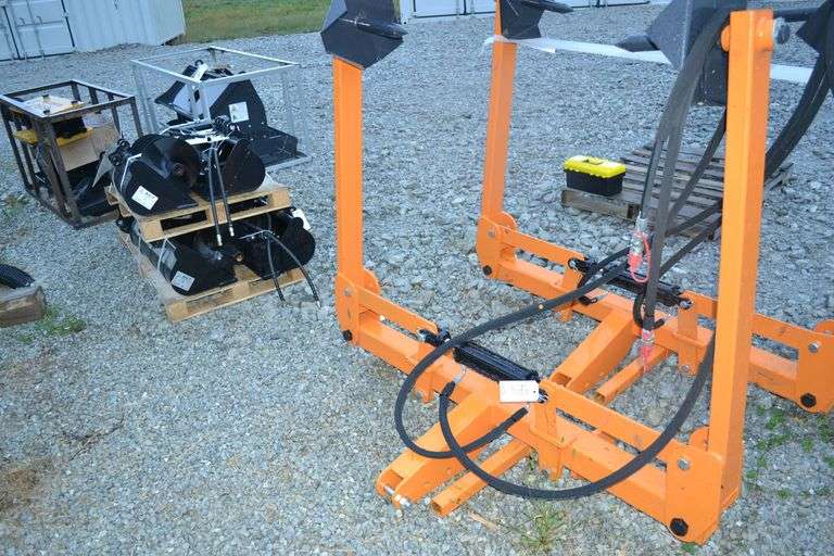 2025  UC-22-60W Unroll round bales quickly and efficiently image