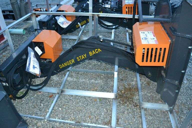 Articulating Brush Cutter image