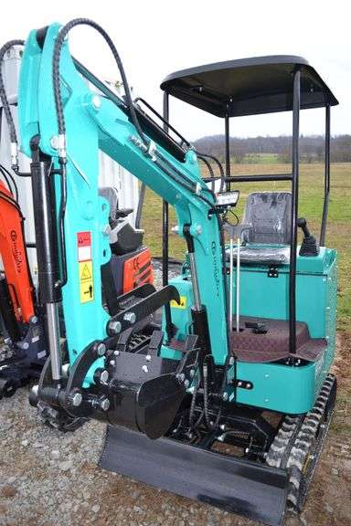 H15R Mini Excavator image