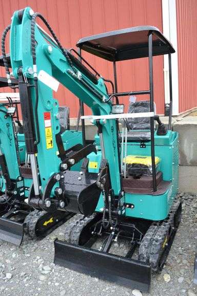 H15R Mini Excavator image