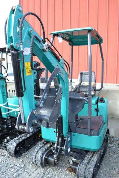 QK16Z Mini Excavator image