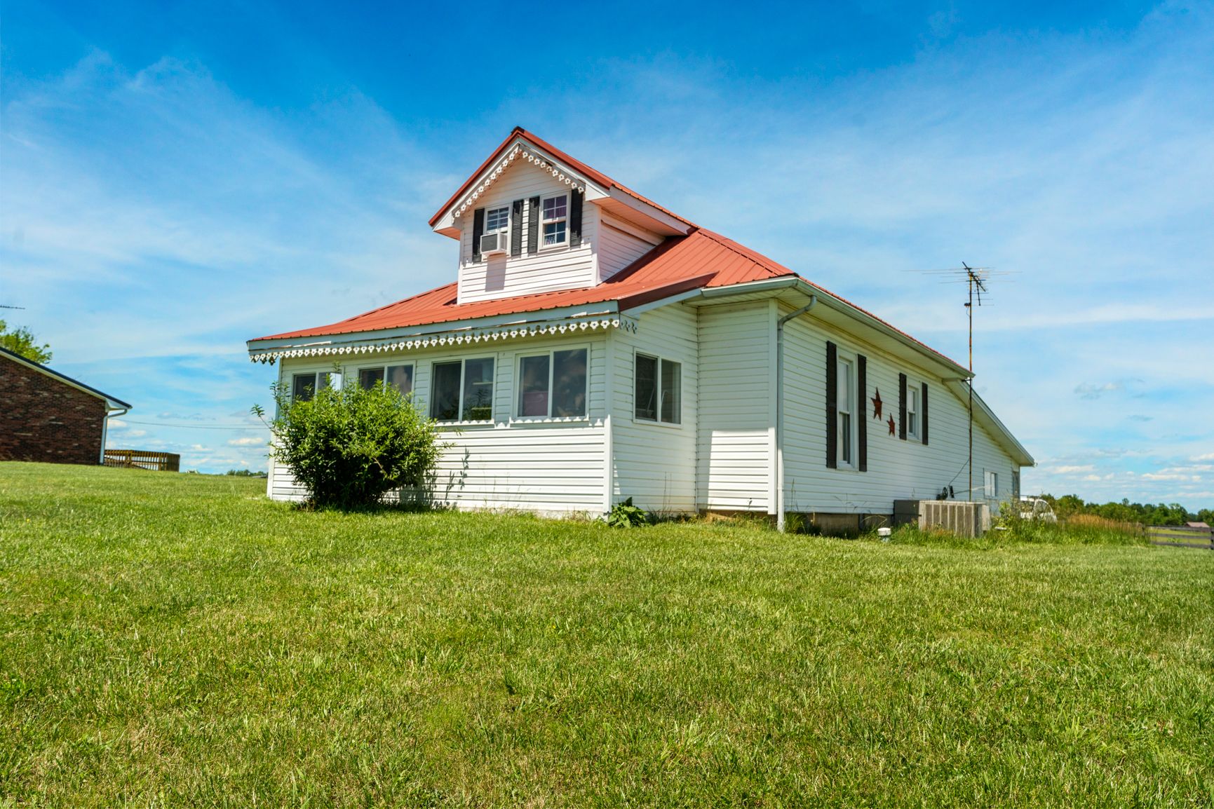 Lot image 60