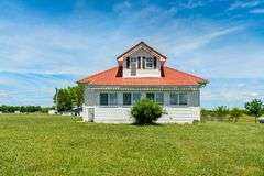 11324 Rineyville Road • Vine Grove, KY TWO HOMES • FINISHED METAL BUILDING (BARNDOMINIUM) • 70'x40' BARN • 9± ACRES