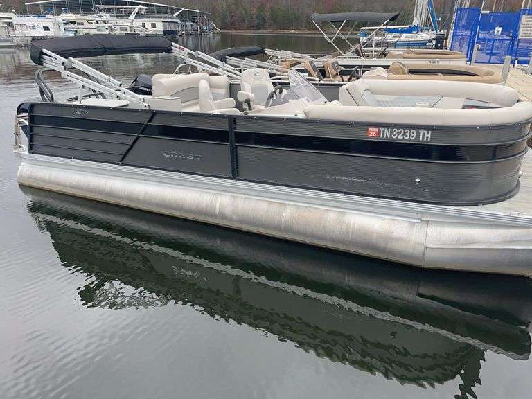 2022 Crest Classic DLX 220 SLS image