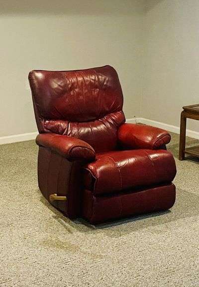 Recliner image