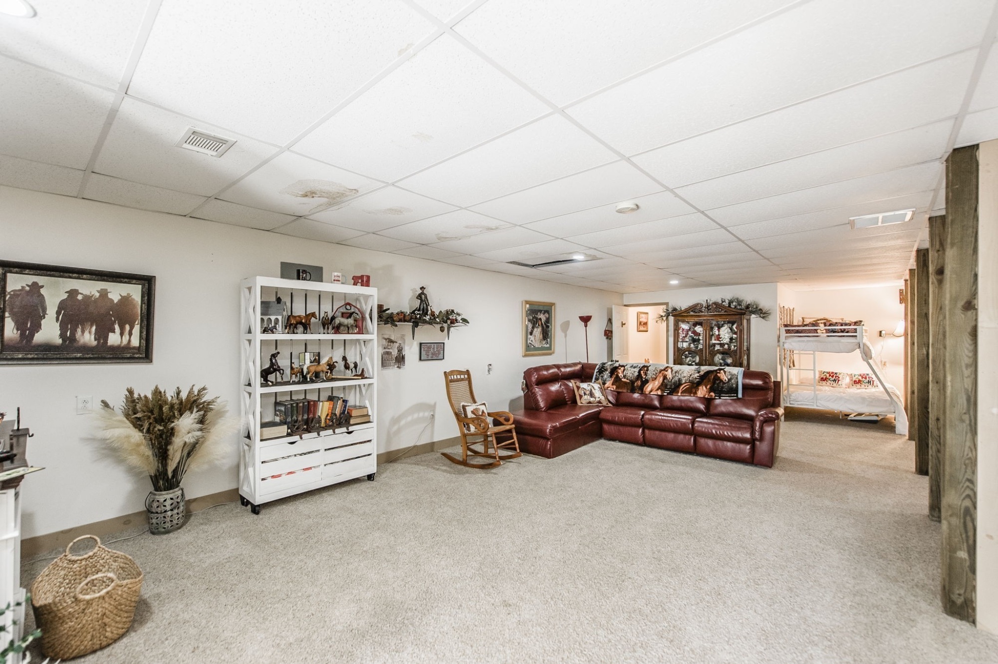 Lot image 45