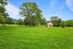 186 Shetland Rd., La Follette, TN.