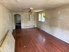 509 E. Hemlock, La Follette, TN.