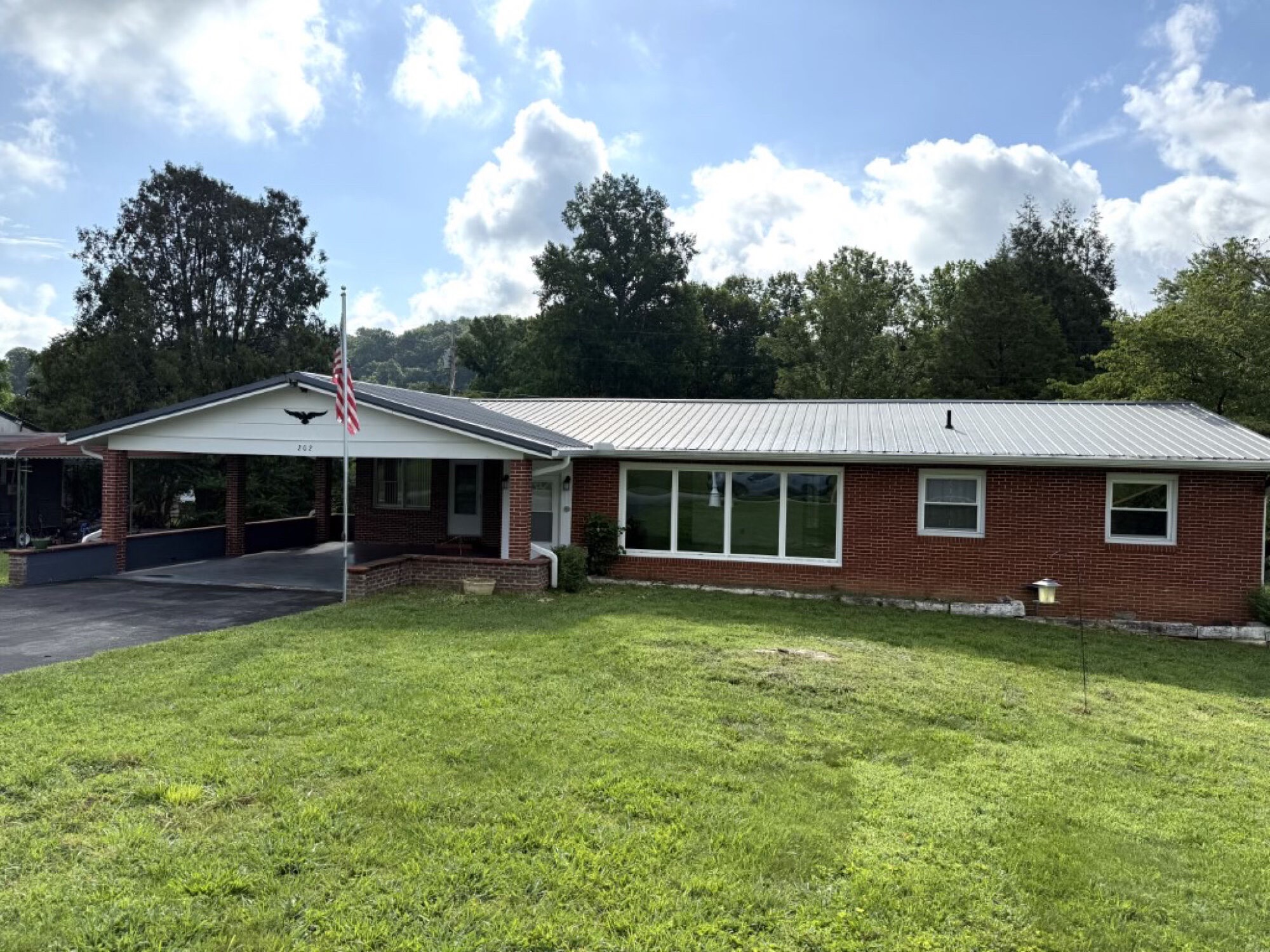 Lot image 1