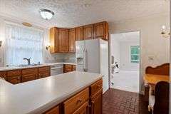 164 Rainbow Circle, LaFollette, TN.
