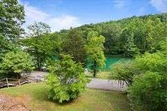 164 Rainbow Circle, LaFollette, TN.