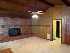 202 Sunset Dr., LaFollette, TN.