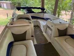2012 Hurricane Sundeck Sport Boat