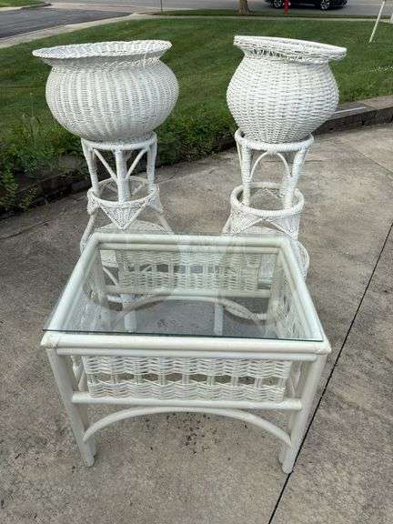 Rattan plant stands and table